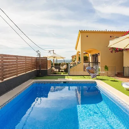 Privada Con Piscina, Vistas Al Mar Y Montana En Βίλα *