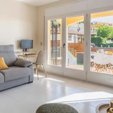 Privada Con Piscina, Vistas Al Mar Y Montana En Λορέτ Ντε Μαρ