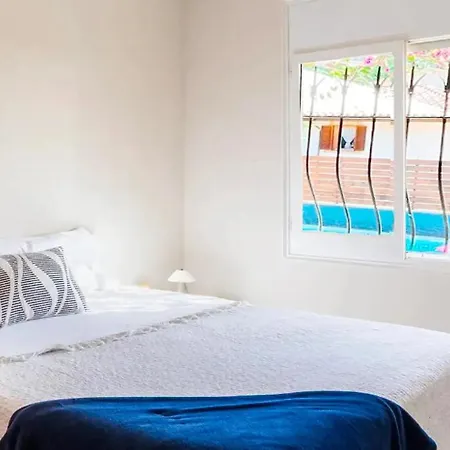 Privada Con Piscina, Vistas Al Mar Y Montana En Βίλα *